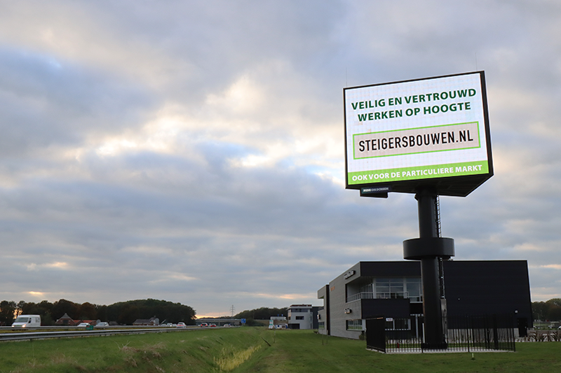 Campagne Steigersbouwen.nl reclamemast A18 - MDH On Screen